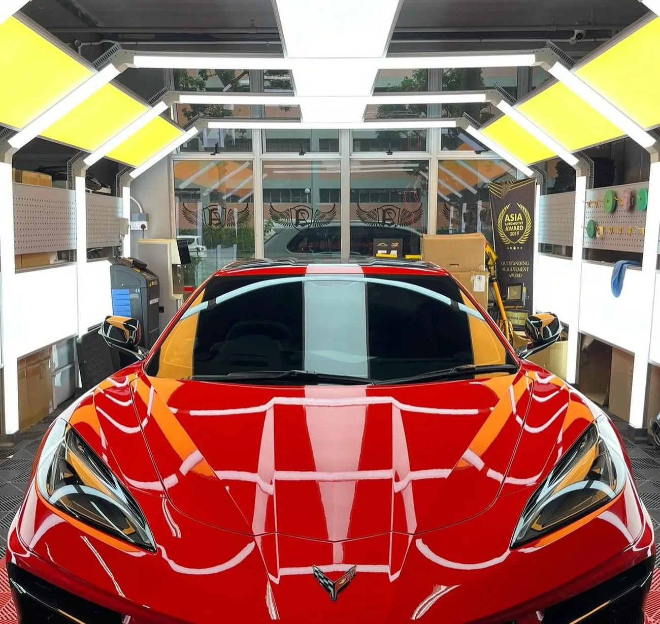 Chevrolet Corvette with a machine-polished, mirror-finish bonnet at the detailing studio