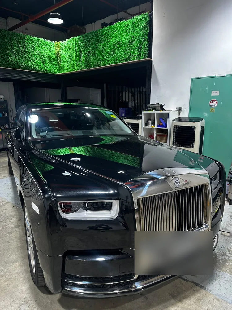 Black Rolls-Royce Phantom detailed at Thirty3